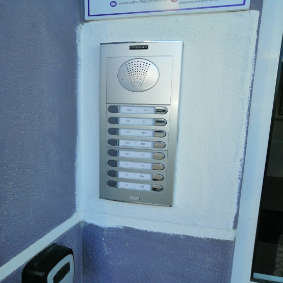 Trabalho feito por eletricistas certificados.